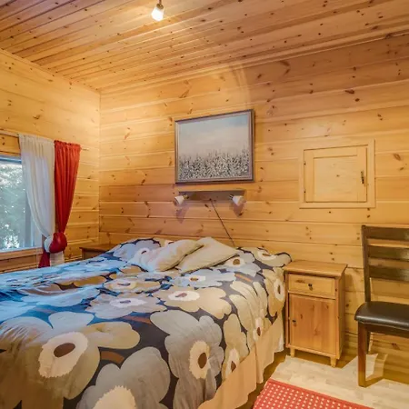 Neljae Vuodenaikaa A1-karpalo By Interhome