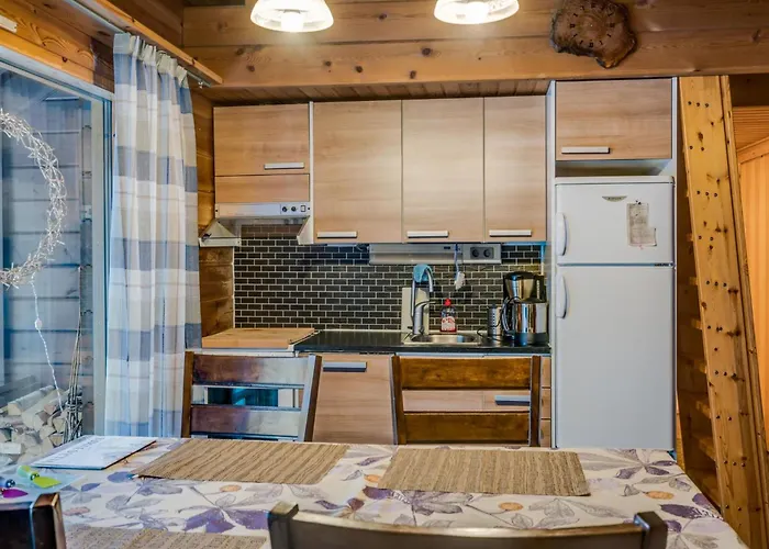 別荘 Neljae Vuodenaikaa A1-karpalo By Interhome